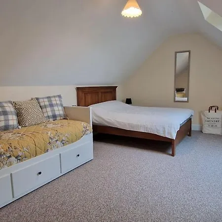 Beautiful Near Lough Corrib Holiday home *